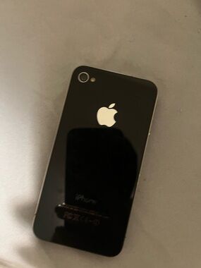 Apple iPhone 4